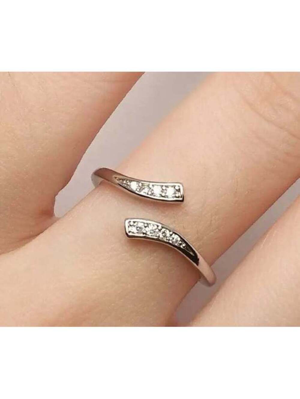 New - Gorgeous Silver-Hued w/Zircon accents - Versatile Ring - OS